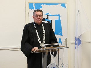 IMG_3385.JPG
